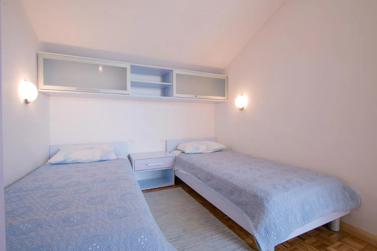 Prázdninový dům Holiday House Danka Sukošan